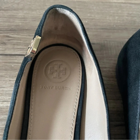 Tory Burch Black Suede Elizabeth pointy toe flats Sz  7 - Picture 3 of 10